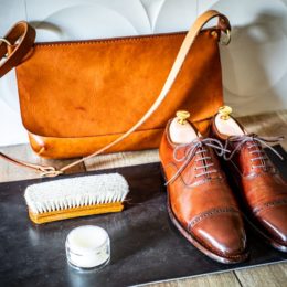 entretien articles en cuir (chaussures, sac)