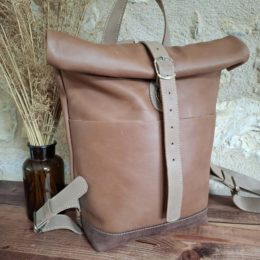 sac à dos cuir marron attache rapide