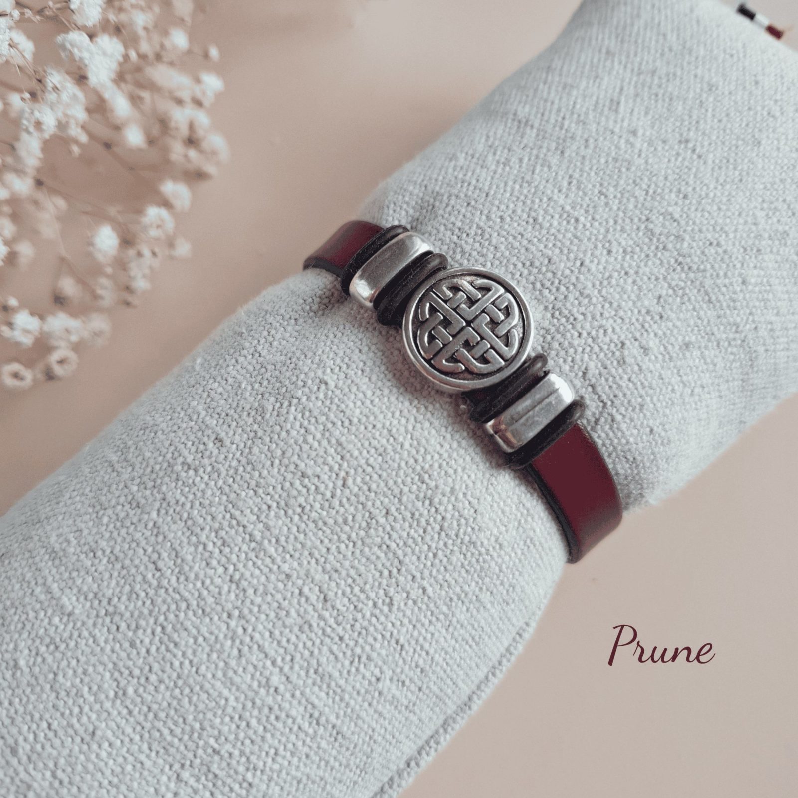 Bracelet celtique en cuir pruné